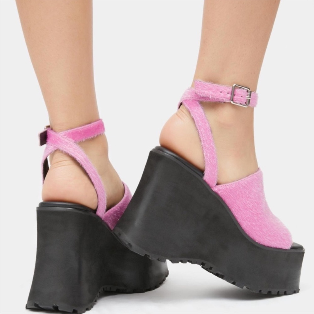 dELiA*s by Dolls Kill Pink bubblegum ahead of the game pink Platform Sandals - Picture 3 of 10